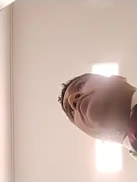 danigarci2307 online show from 11-13-25, 08:41