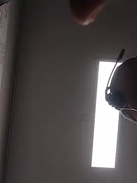 danigarci2307 online show from 02-02-26, 09:24