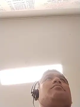 danigarci2307 online show from 02-19-26, 12:06