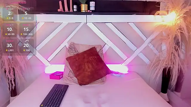 Zoe-Johnson  online show from 02-21-26, 09:38