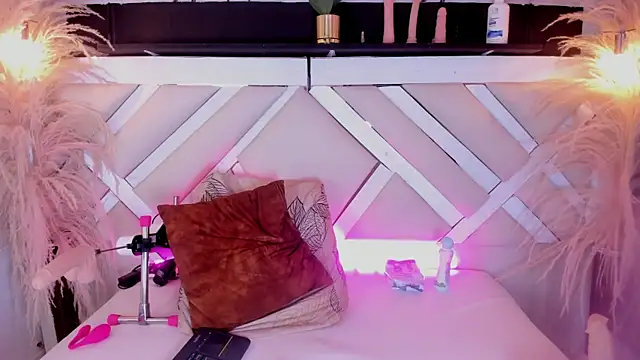 Zoe-Johnson  online show from 03-08-26, 02:04