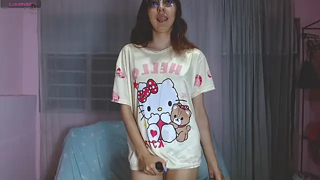 AnnieSparkle online show from 06-04-26, 12:05