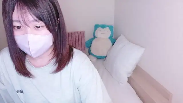 Snapshot of mi__san chatting on 06-25-26, 12:20 mi san online show from 06-25-26, 12:20