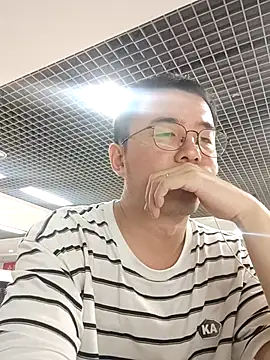 Snapshot of nnnnnan9527 chatting on 09-09-25, 02:55 nnnnnan9527 online show from 09-09-25, 02:55