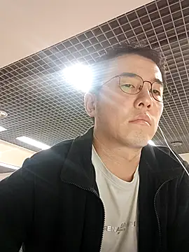 Snapshot of nnnnnan9527 chatting on 10-11-25, 07:40 nnnnnan9527 online show from 10-11-25, 07:40