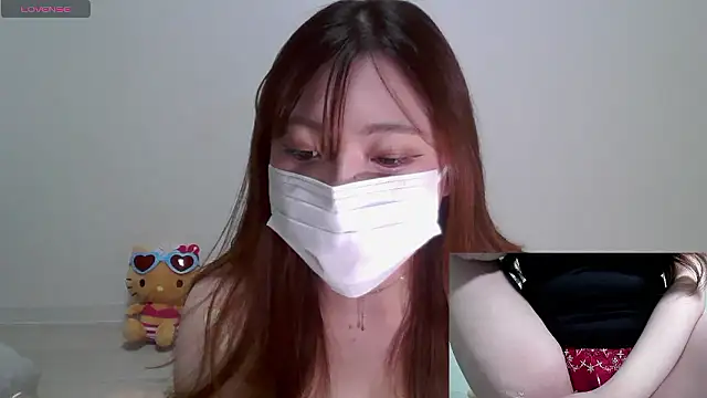 Snapshot of eri_0824 chatting on 10-08-25, 11:52 eri 0824 online show from 10-08-25, 11:52