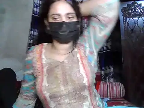 Snapshot of mou002@xh chatting on 10-10-25, 04:28 mou002xh online show from 10-10-25, 04:28