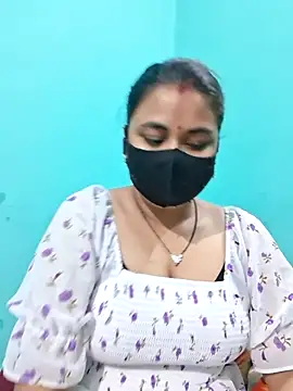 Snapshot of DivyaBhabhi69@xh chatting on 06-12-26, 07:46 DivyaBhabhi69xh online show from 06-12-26, 07:46