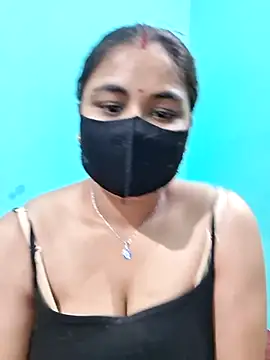 Snapshot of DivyaBhabhi69@xh chatting on 07-03-26, 02:45 DivyaBhabhi69xh online show from 07-03-26, 02:45
