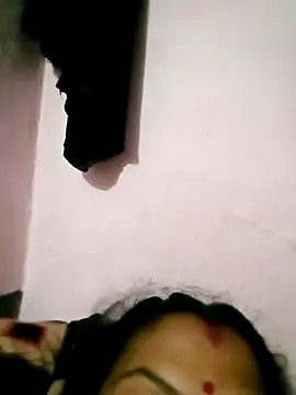 Snapshot of Hot_tin74 chatting on 09-16-25, 06:53 Hot tin74 online show from 09-16-25, 06:53