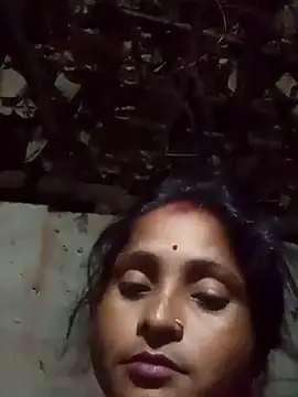 Snapshot of sonaya9y chatting on 09-22-25, 04:42 sonaya9y online show from 09-22-25, 04:42