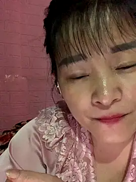 Star-sweet online show from 10-23-25, 03:00