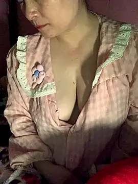 Star-sweet online show from 11-30-25, 04:00