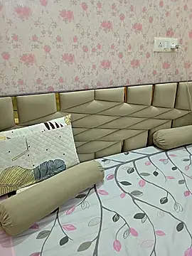 Jenny1401 online show from 10-22-25, 04:18