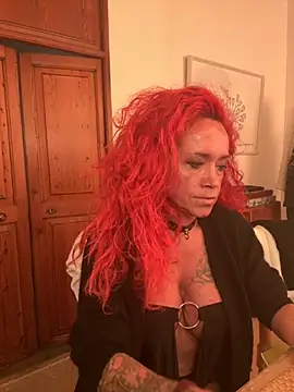 Hotmilfhamburg1 online show from 11-18-25, 05:01