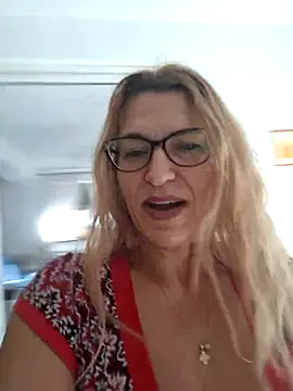 KamaFeels online show from 12-18-25, 09:48