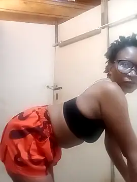 SexyBootie online show from 11-23-25, 03:45