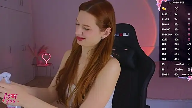 Snapshot of CuteAriel7 chatting on 04-30-26, 03:40 CuteAriel7 online show from 04-30-26, 03:40