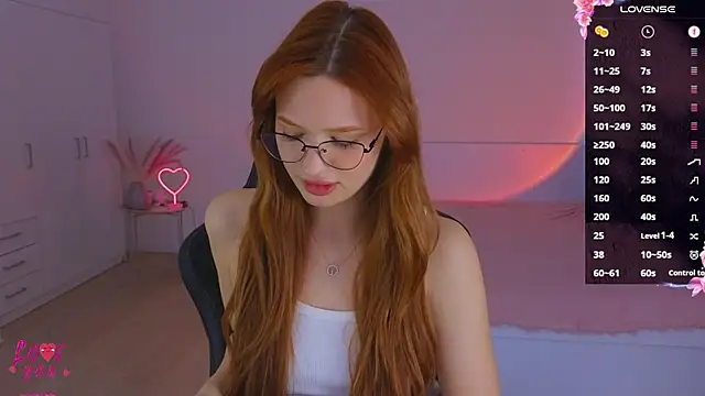 Snapshot of CuteAriel7 chatting on 05-04-26, 03:52 CuteAriel7 online show from 05-04-26, 03:52