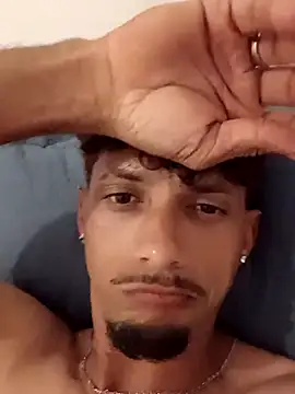 Snapshot of LPdusexo chatting on 11-19-25, 08:31 LPdusexo online show from 11-19-25, 08:31