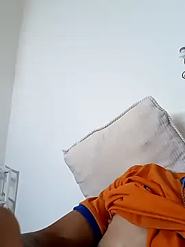 Snapshot of LPdusexo chatting on 02-02-26, 04:27 LPdusexo online show from 02-02-26, 04:27