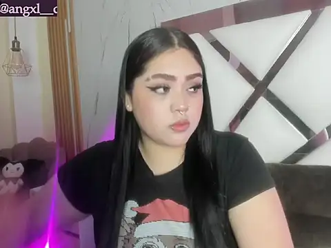 Snapshot of im_bunny__ chatting on 04-21-26, 11:49 im bunny online show from 04-21-26, 11:49