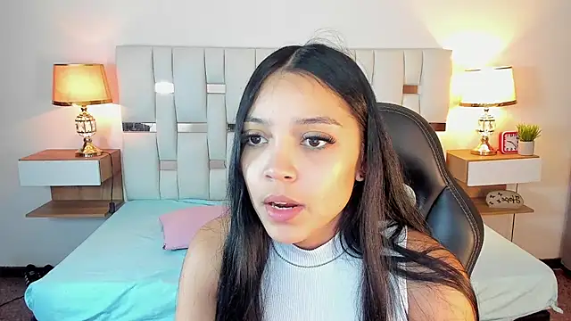 Snapshot of iamCharlotte19 chatting on 07-09-26, 07:40 iamCharlotte19 online show from 07-09-26, 07:40