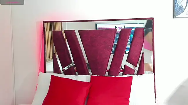 ReginaRosetti online show from 10-29-25, 07:15