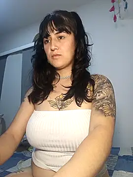 Snapshot of Jinx__x chatting on 09-21-25, 05:31 Jinx  x online show from 09-21-25, 05:31