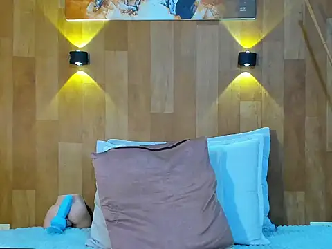 Snapshot of MaicolParker_ chatting on 04-05-26, 02:36 MaicolParker online show from 04-05-26, 02:36