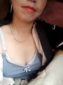 hera-00 online show from 11-08-25, 02:56