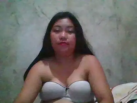 nikki zapphire online show from 10-28-25, 01:31