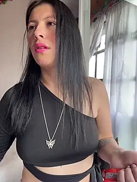 Mia salinass online show from 02-06-26, 05:05