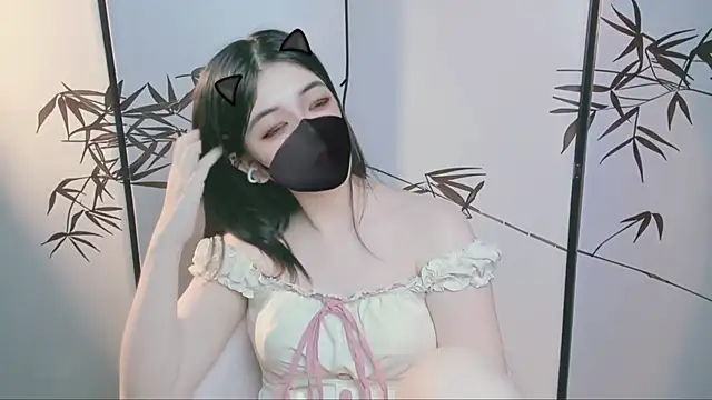 Sparkly Candy online show from 11-24-25, 06:02