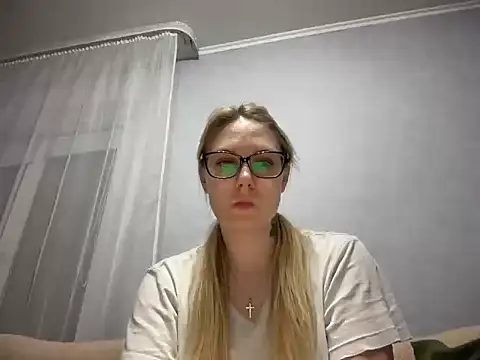 Snapshot of NikexPretty chatting on 05-21-26, 07:43 NikexPretty online show from 05-21-26, 07:43
