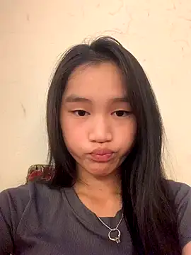 Snapshot of -Lie-06 chatting on 09-25-25, 01:59 -Lie-06 online show from 09-25-25, 01:59