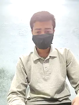 GirlsCrush  online show from 11-11-25, 07:03