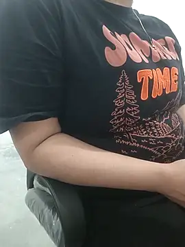 payal 261072  online show from 02-17-26, 04:20