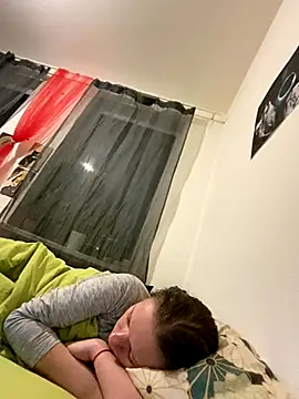 Bloom evl online show from 12-18-25, 11:00