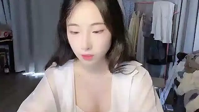 Snapshot of Freya7777 chatting on 09-11-25, 03:17 Freya7777 online show from 09-11-25, 03:17