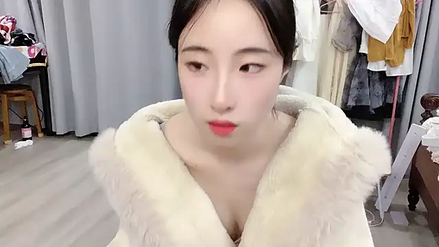 Snapshot of Freya7777 chatting on 09-20-25, 12:39 Freya7777 online show from 09-20-25, 12:39