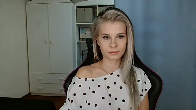 KristineGlow online show from 03-27-26, 08:26