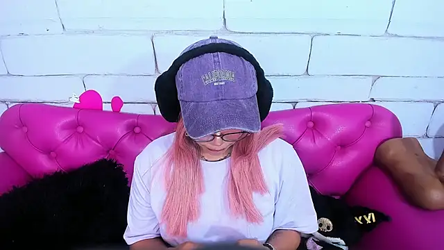 SafiroAgataaa online show from 09-30-25, 12:15