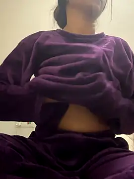 Snapshot of HeerStd chatting on 11-09-25, 02:59 HeerStd online show from 11-09-25, 02:59