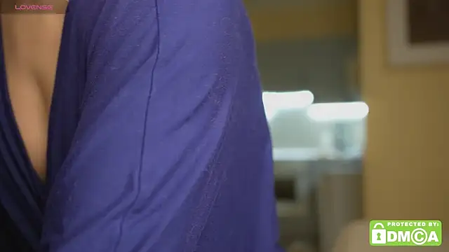 KateCarrey online show from 11-11-25, 04:18