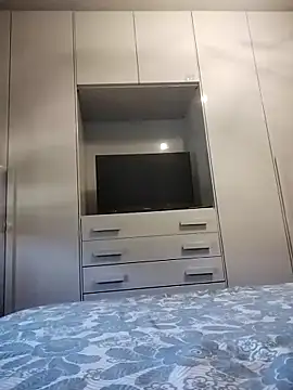 Snapshot of caldaevogliosa81 chatting on 09-19-25, 08:16 caldaevogliosa81 online show from 09-19-25, 08:16