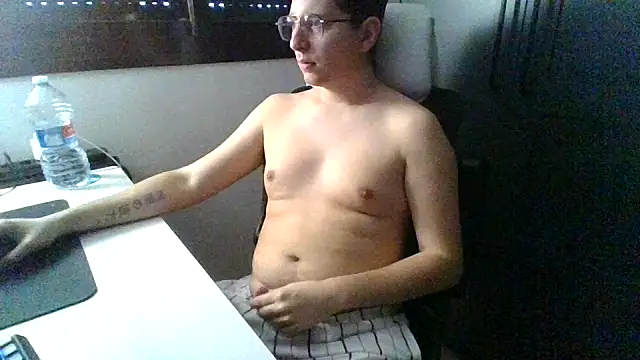 Snapshot of aaress22cm chatting on 06-10-26, 09:52 aaress22cm online show from 06-10-26, 09:52