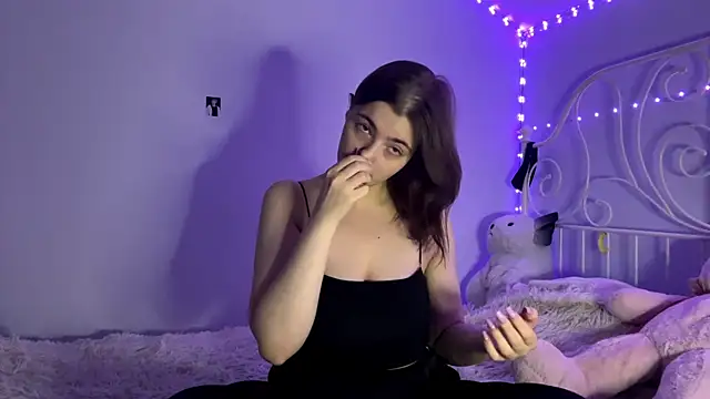 HoneyMist online show from 11-11-25, 05:02