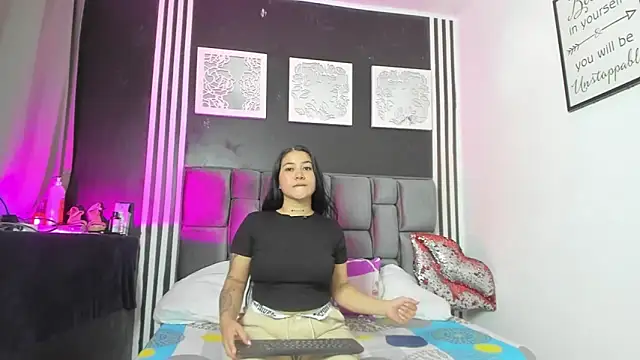 Hornycouple Hot online show from 11-01-25, 07:38