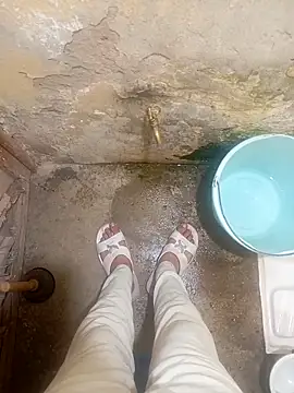 boy arabe 20 online show from 03-12-26, 09:32